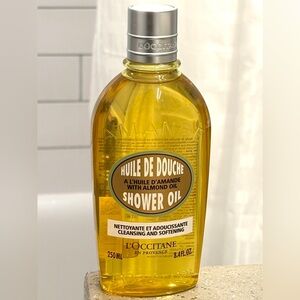 L'Occitane Cleansing And Softening Shower Oil With Almond Oil